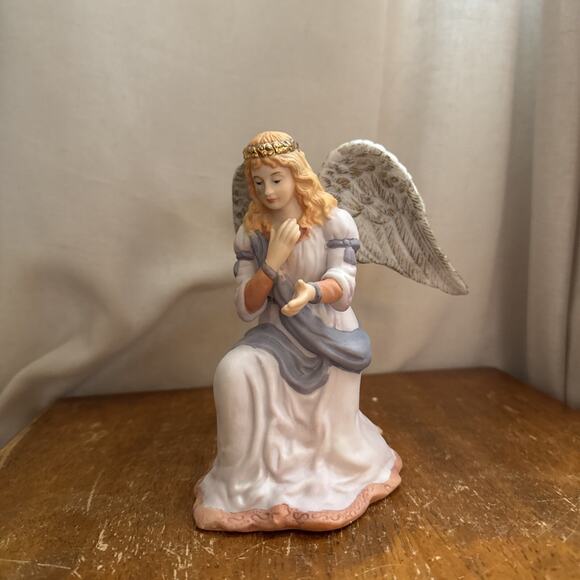 Kirkland Signature Nativity Angel Replacement For Set #75177 Porcelain Figurine‎ - Picture 1 of 8
